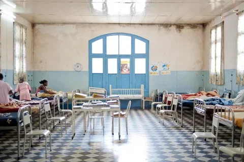 patients in bed at clinic in mozambique